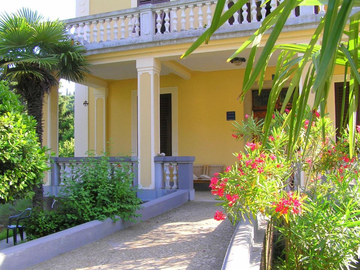 Apartman Villa Amelia มอชเชนิชกา ดรากา ภายนอก รูปภาพ